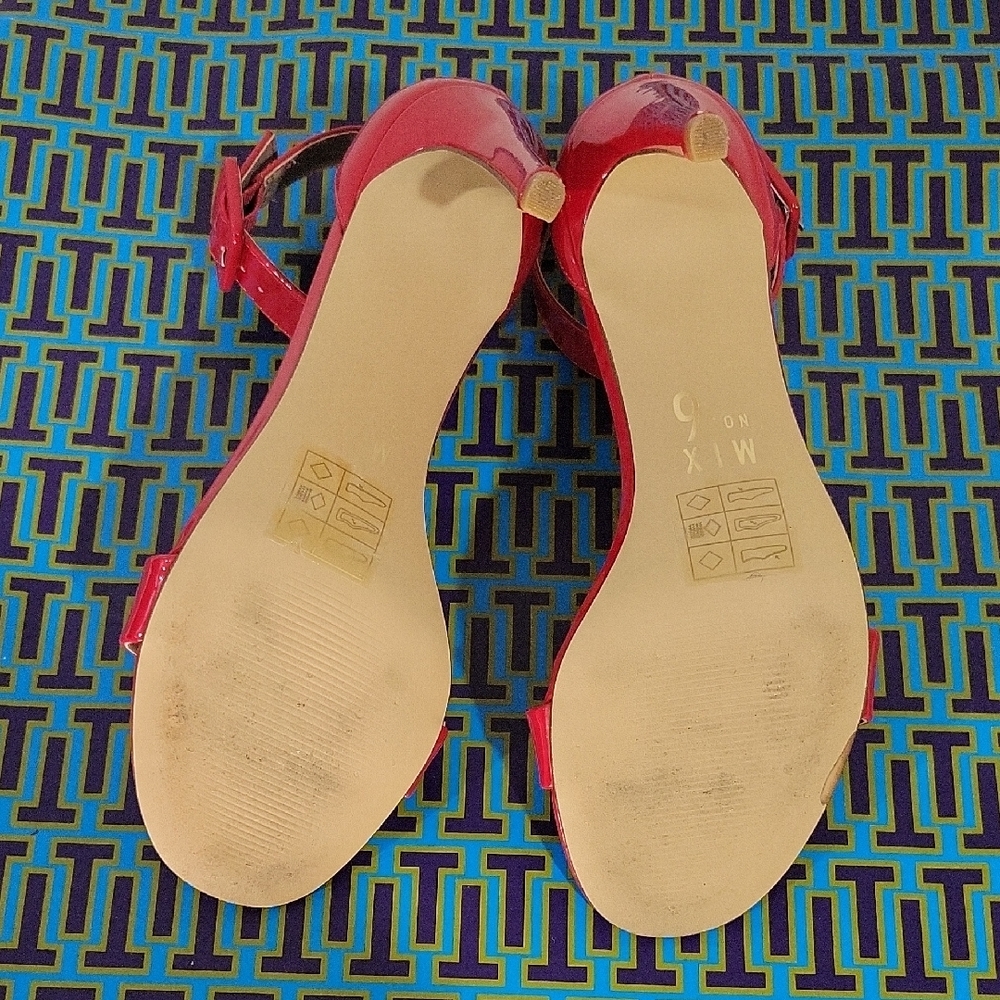 Scarlet Red Patent Leather High Heel Sandals- LIKE NEW Size 8.5 - Picture 11 of 16